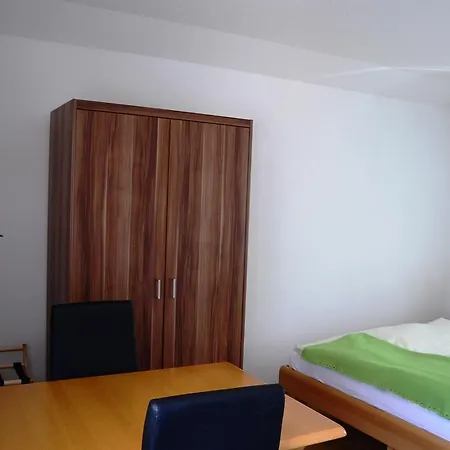 Privatunterkunft Gastehaus Am Peilerbach